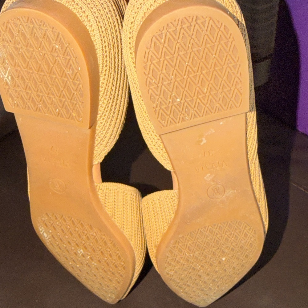 VIVAIA Women's Pointed D'Orsay Flats in Tan Knit - Picture 5 of 8